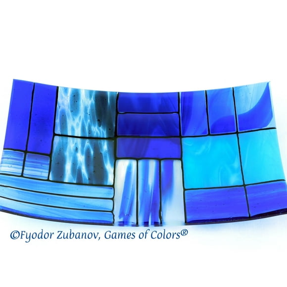 A rectangular fused glass plate "A Gentle color mix - Blues"