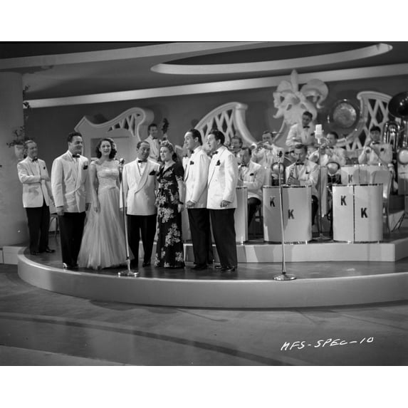 A scene from My Favorite Spy Photo Print (24 x 30)
