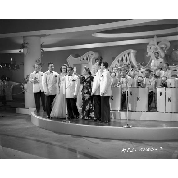 A scene from My Favorite Spy Photo Print (8 x 10)
