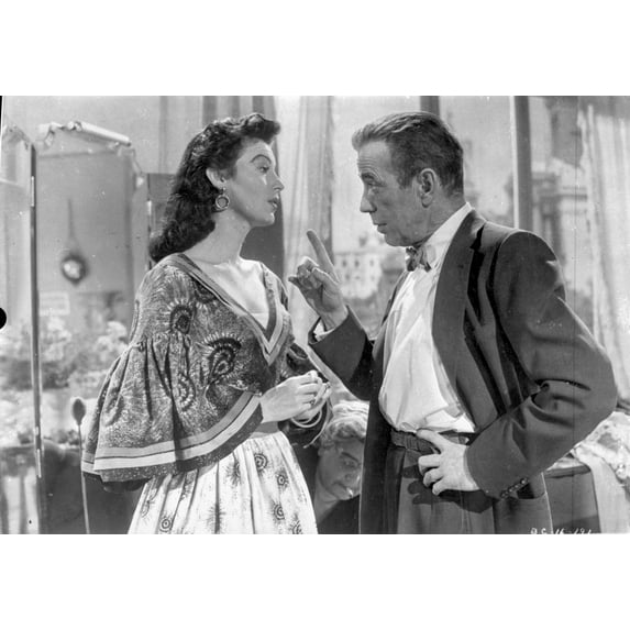 A scene from The Barefoot Contessa Photo Print (24 x 30)