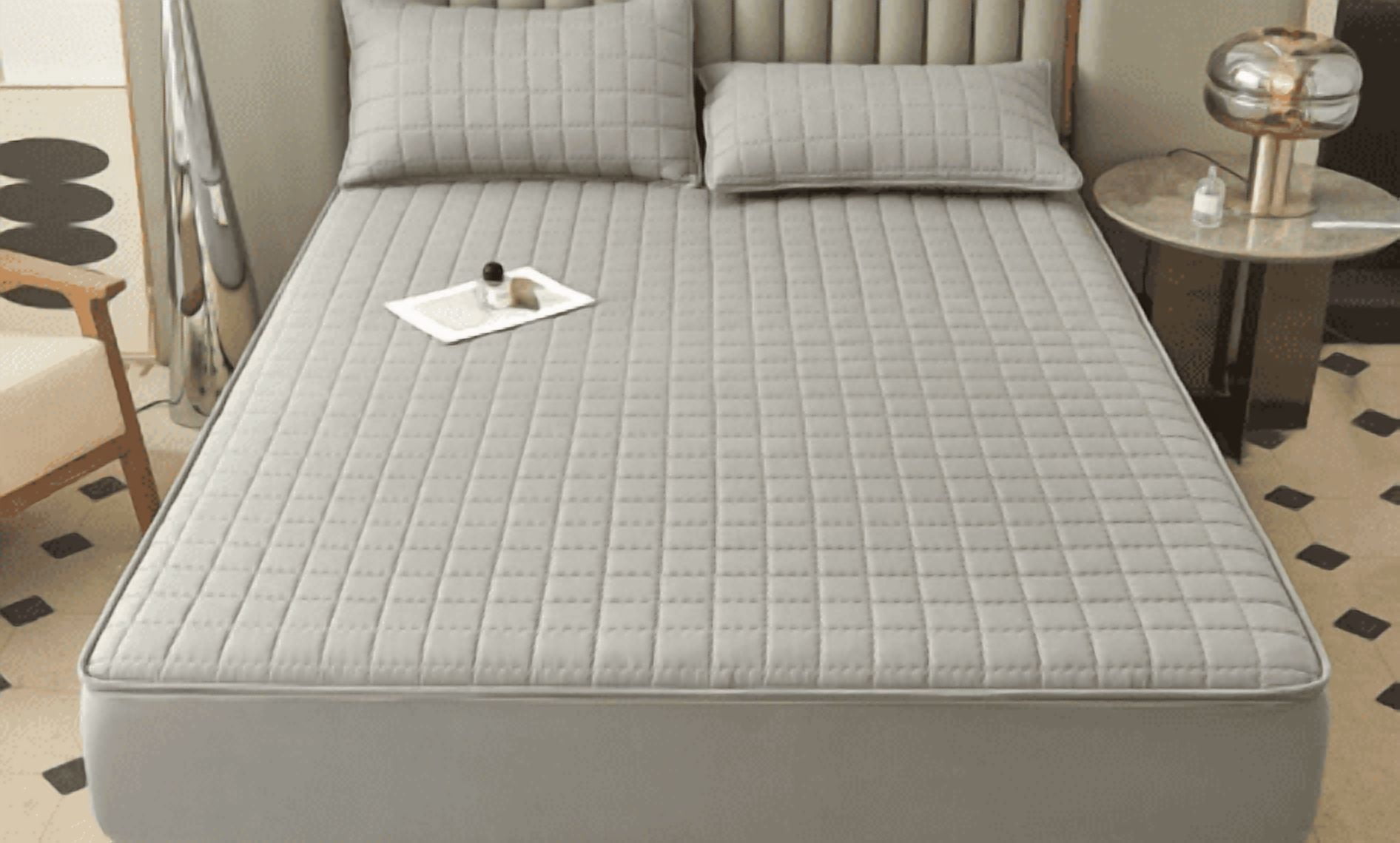 Mattress Protector - Zippered 360° Encasement  Breathable, Quilted & Machine Washable（no pillowcases)