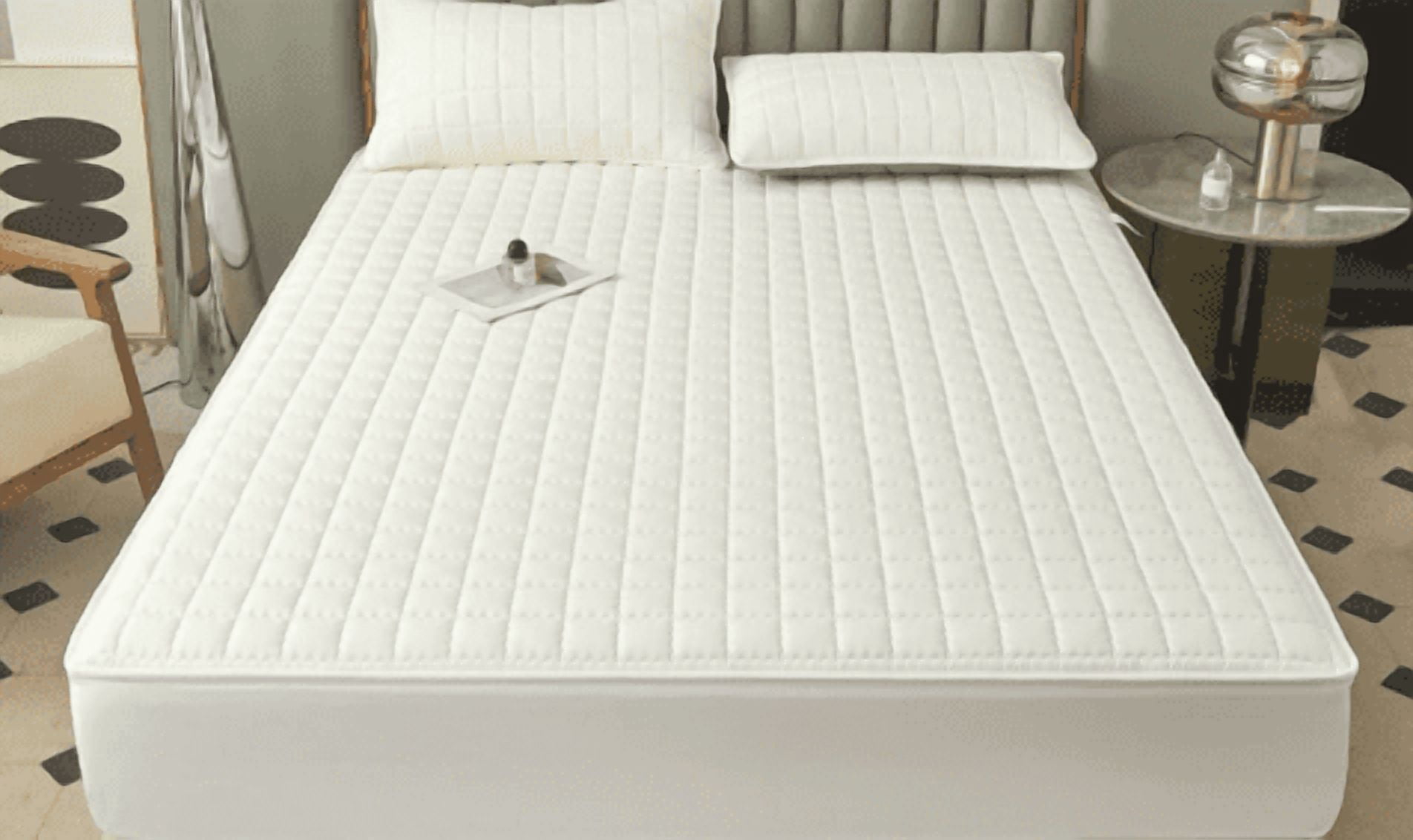 Mattress Protector - Zippered 360° Encasement  Breathable, Quilted & Machine Washable（no pillowcases)