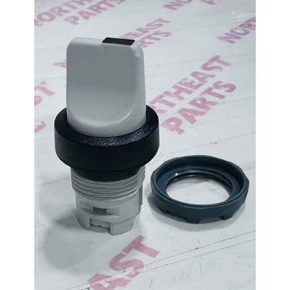 ABB M3SS7-10U, Switch,Selector,3 Pos,45 Deg,Black Plastic Bezel,Short HDL,Rtn L,Grey