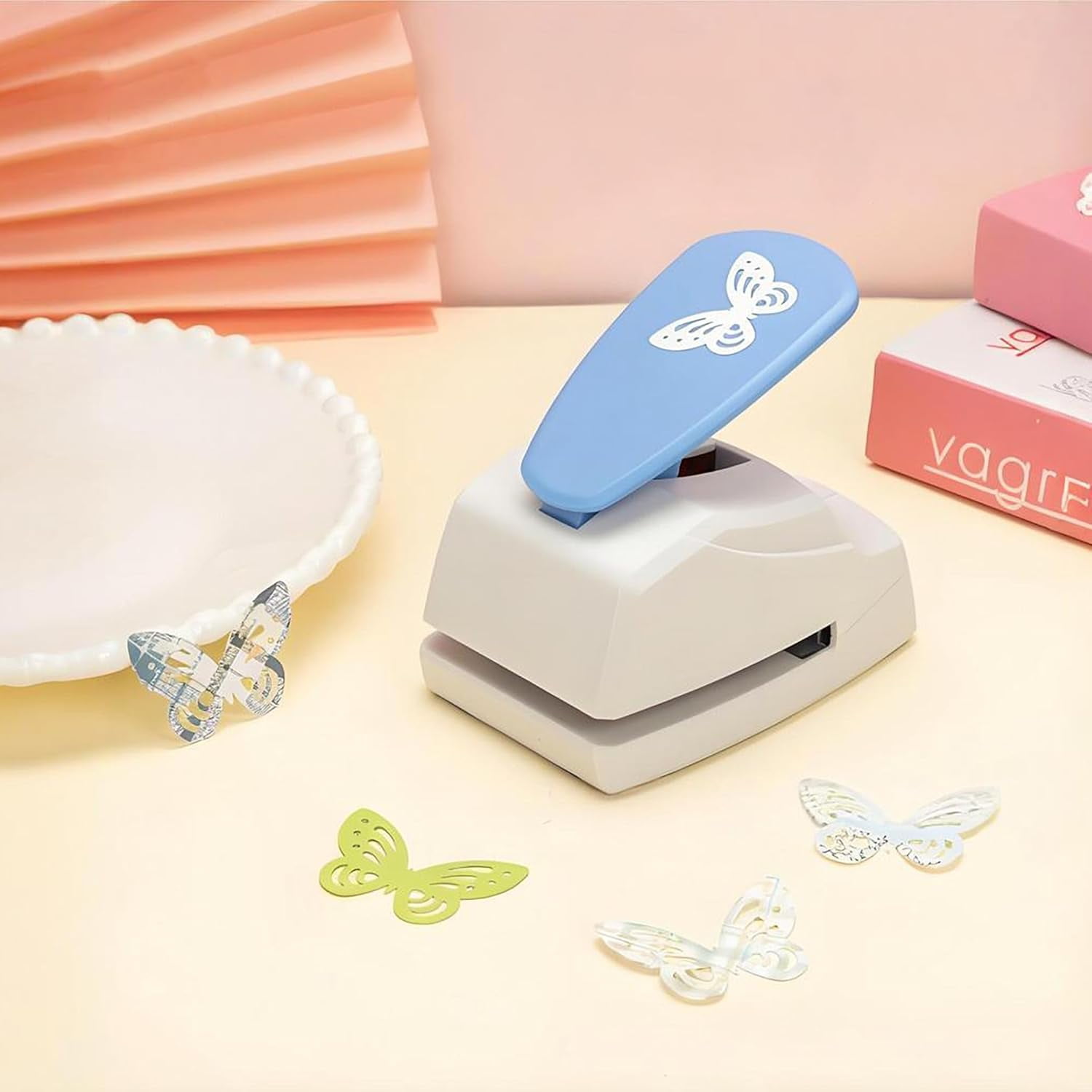 ABCISI Large Heavy-Duty Butterfly Craft Hole Punch, DIY Scrapbooking Tool for Cardstock and Paper Crafts, Decorative Cutouts, Easy-to-Use, Durable Embossing Machine, Random Color, Exquisite