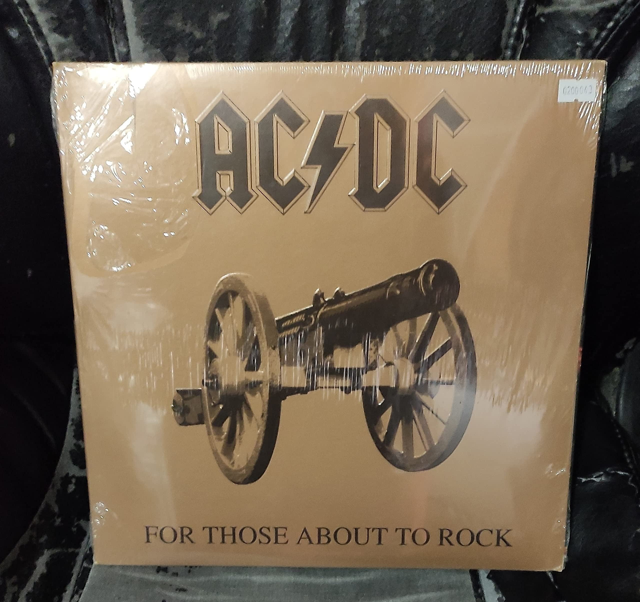 【AC/DC ロックT】For Those About To Rock Amazon.com: AC/DC For Those About To Rock Cannon T-Shirt