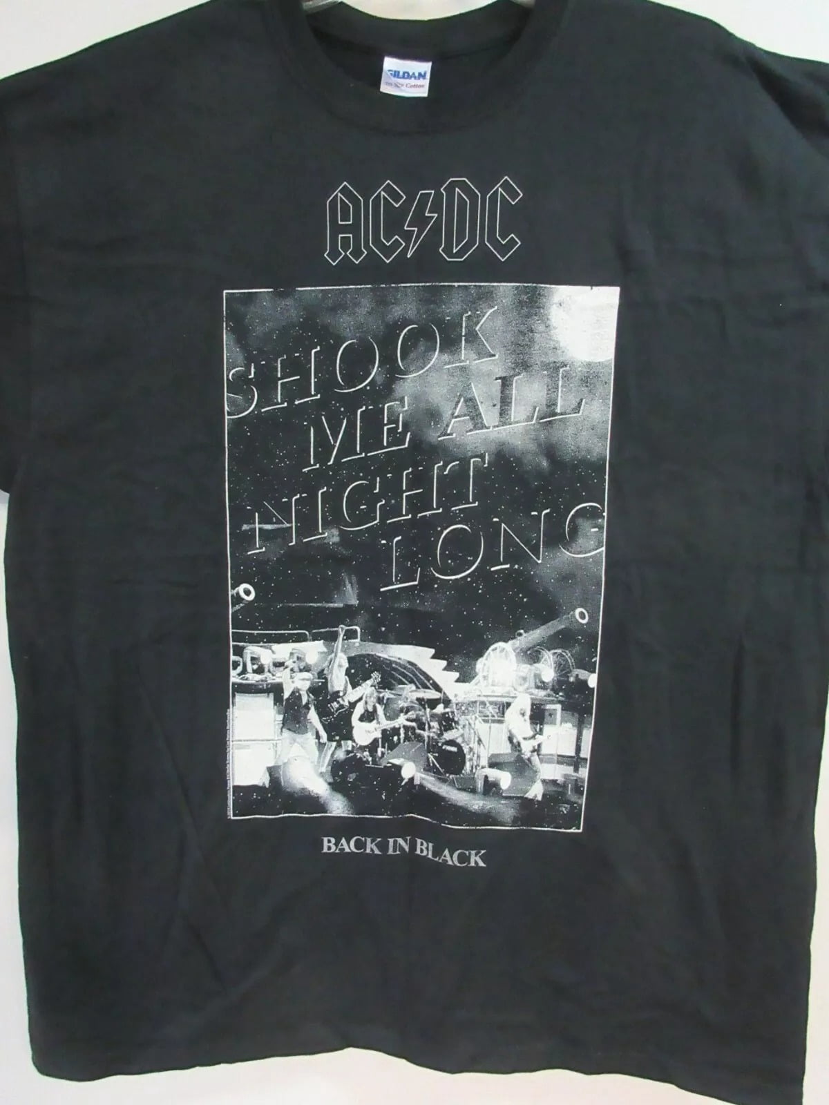AC DC OFFICIAL MERCH SHOOK ME ALL NIGHT LONG BAND CONCERT MUSIC TSHIRT