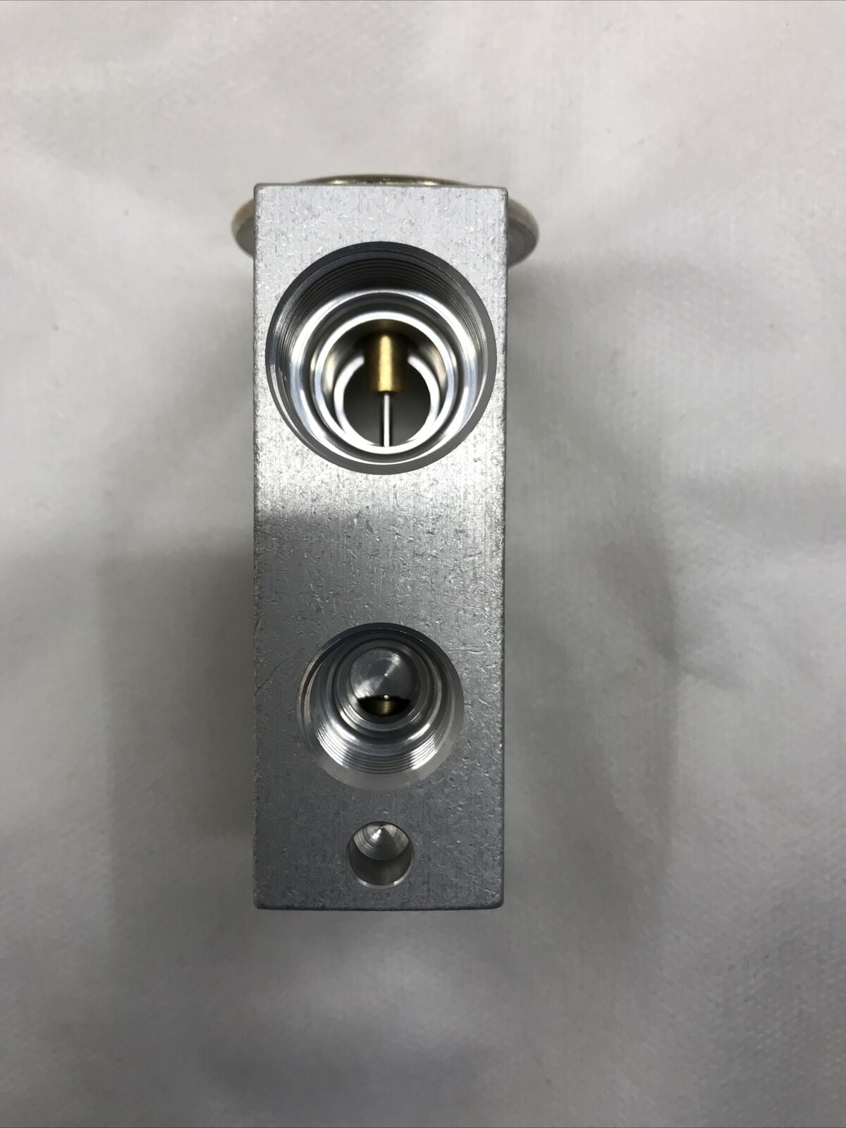 AC Expansion Valve BobCat 6675534 Made in Canada