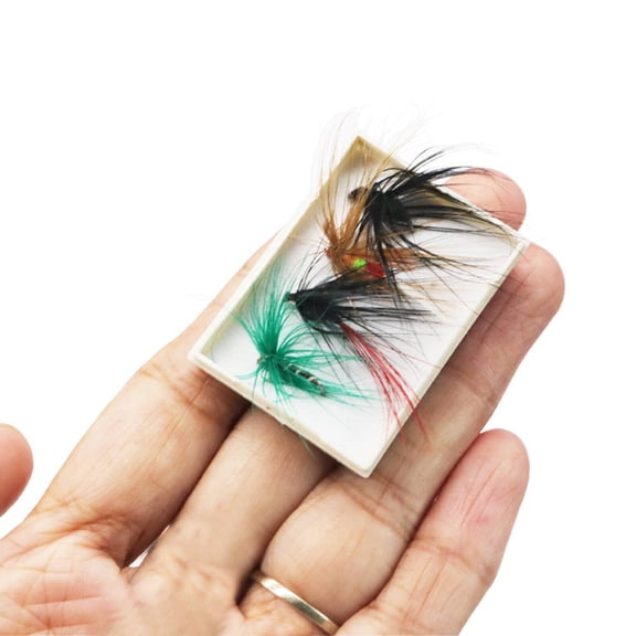 ACDANC 2026 New 24Pcs Fly Fishing Accessories,Lifelike Design Fly Fishing Flies,Fish Attraction Feather Tackle Tools,Multicolor