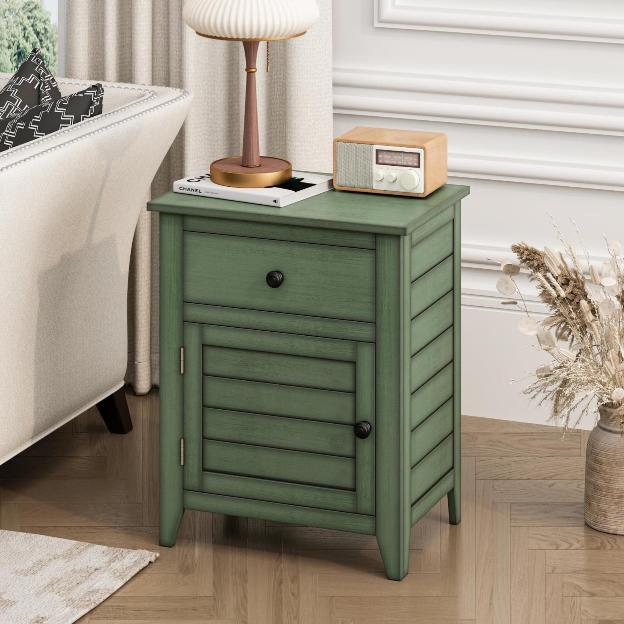 AENKYO Vintage Nightstand with Drawer & Cabinet – Hand-Brushed Side Table for Bedroom, Living Room, Retro Green