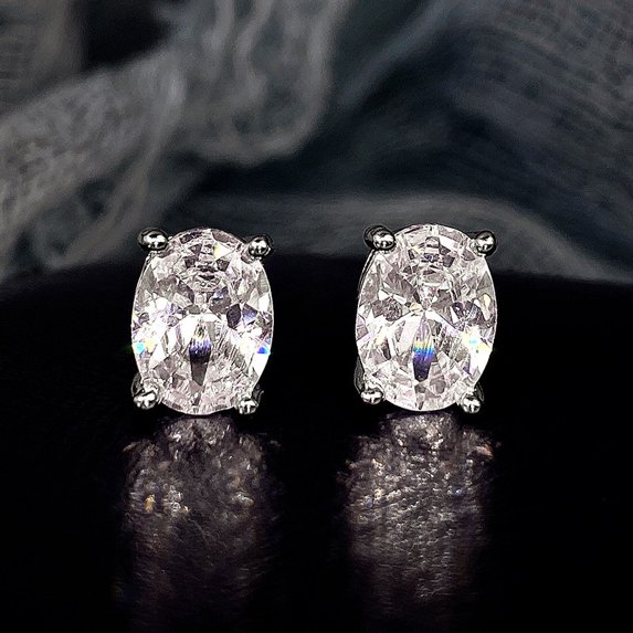 AEXTO Oval Cut Cubic Zirconia Solitaire Stud Earrings for Women, 925 Sterling Silver 14k White Yellow Rose Gold Plated Earrings for Her, Classic Simulated Diamond Earrings Jewelry
