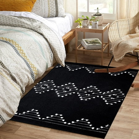 AGELMAT Boho Bathroom Rug 2' x 3',Black and White Area Rug for Bedroom Small Washable Moroccan Woven Cotton Kitchen Rug Farmhouse Throw Rug Bohemian Bath Mat for Hallway Entry Doorway Laundry