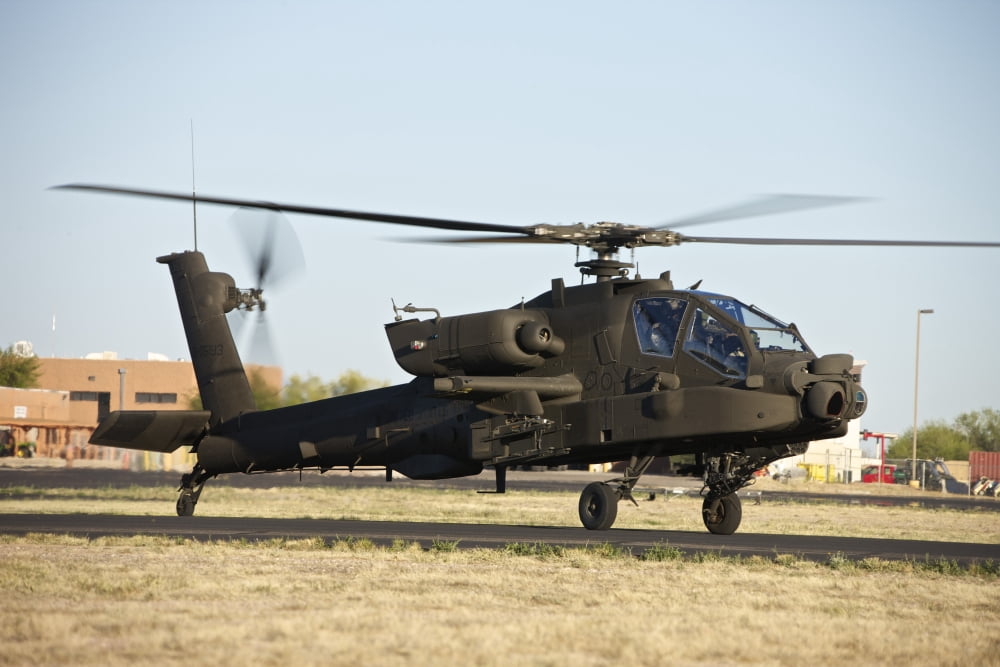 AH-64D Apache Longbow taxiing out to the launch pad Canvas Art - Terry MooreStocktrek Images (18 x 12)