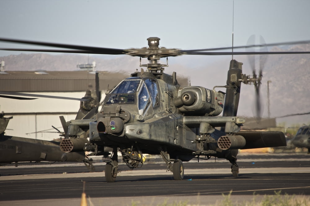 AH-64D Apache Longbow taxiing out to the launch pad Canvas Art - Terry MooreStocktrek Images (18 x 12)