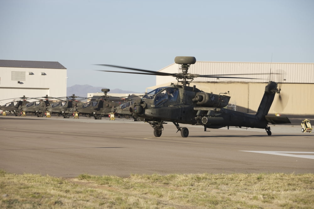 AH-64D Apache Longbow taxiing out to the launch pad Canvas Art - Terry MooreStocktrek Images (18 x 12)