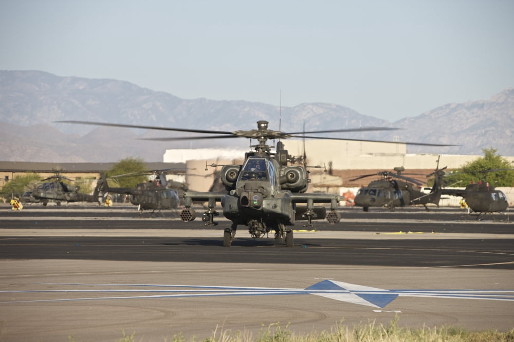 AH-64D Apache Longbow taxiing out to the launch pad Canvas Art - Terry MooreStocktrek Images (35 x 23)