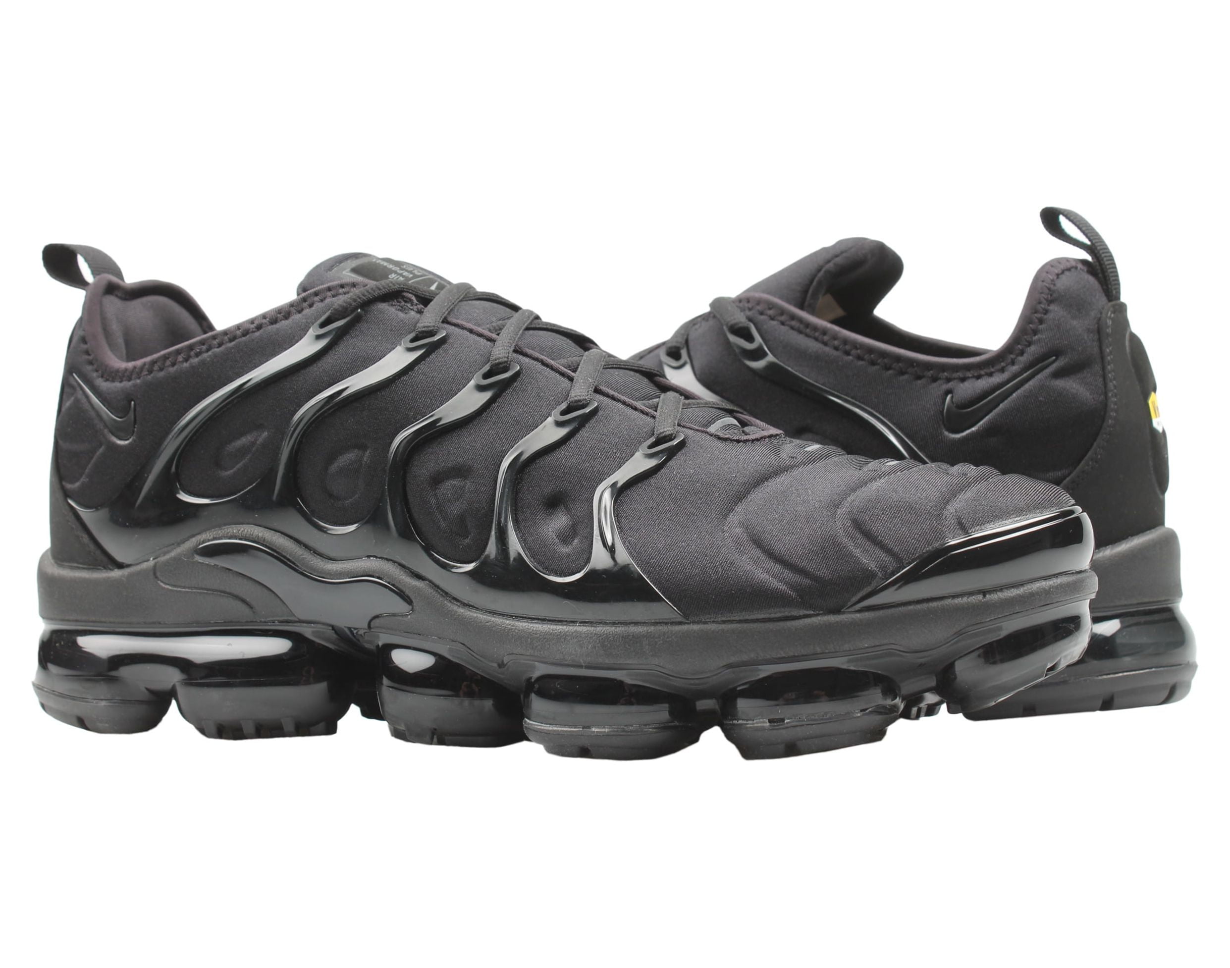 Nike Vapor Max Plus Triple Black for Sale in Bardonia, NY