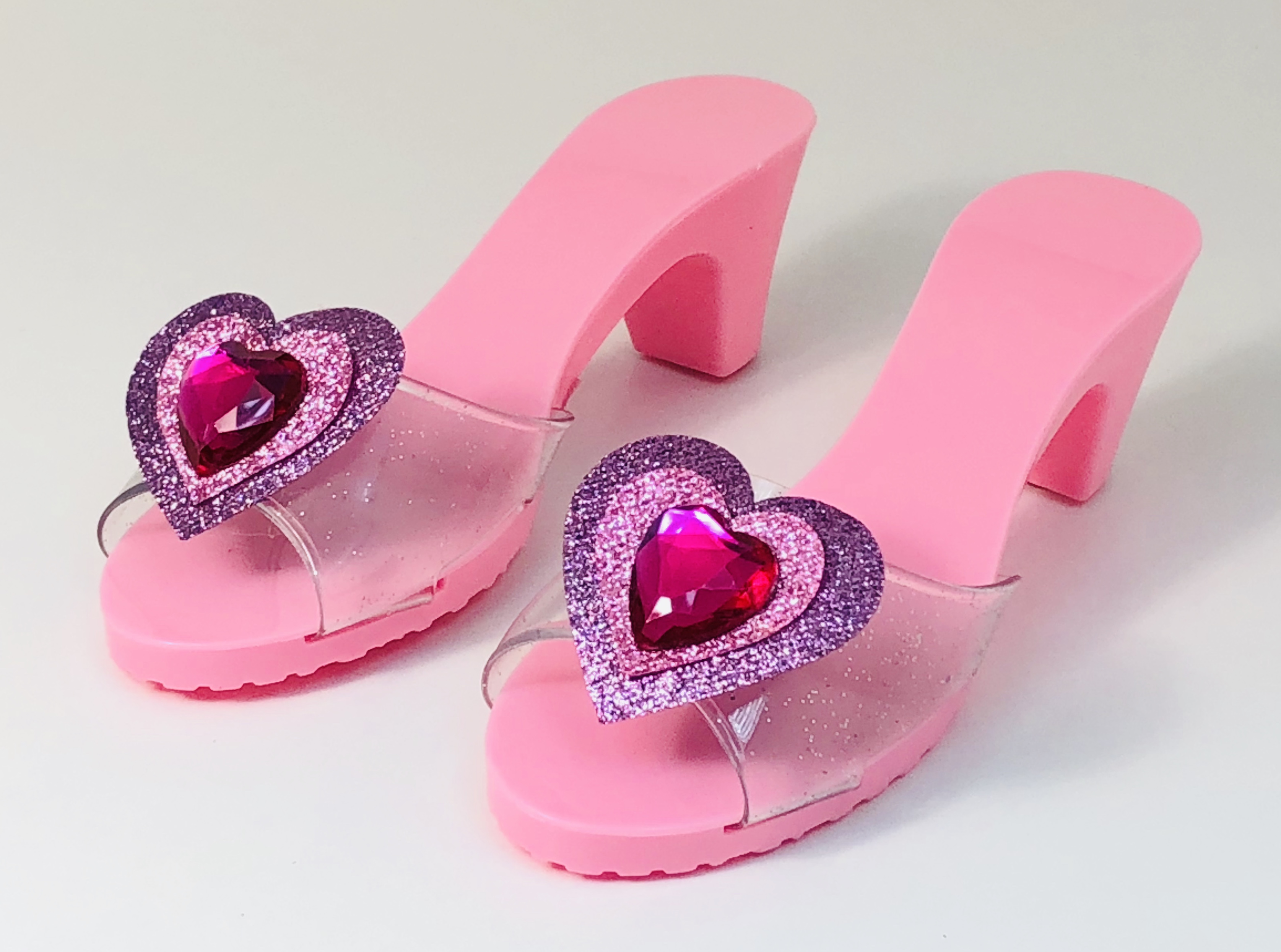 ALL DRESSED UP HEART SPARKLE SHOES - image 1 of 2