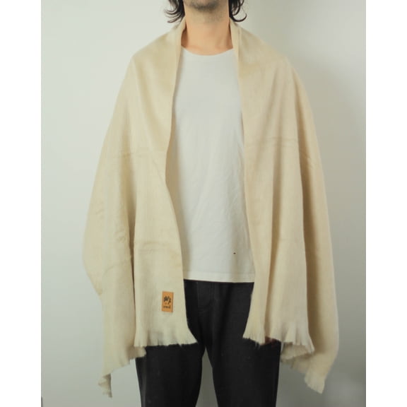 ALPAKITAS Alpaca wool Shawl Wrap for Women- Alapca Scarf for Men - Shawls and Wraps - 70% Alpaca - Unisex Fashion - Blanket Wool Shawl - Beige