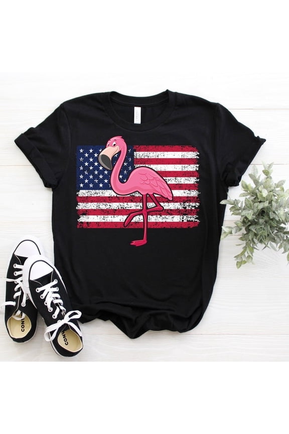 AM-eriC-An F-lag Flamingo Lover Vintage Retro Gift T-Shirt, Pink Flamingos Cute Costume, AweS-ome Beautiful BiR-DS Lover ShirT-S, Birthday Present