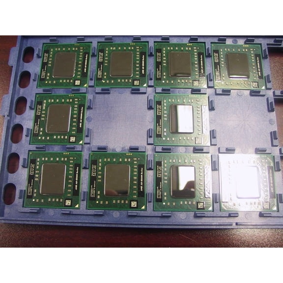 AMD Quad-Core A8 5550M 2.1Ghz AM5550DEC44HL Socket FS1 CPU Processor