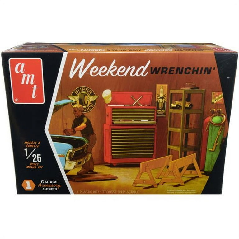 AMT Skill 2 Model Kit 1 25 Scale Model Garage Accessory Set No.1