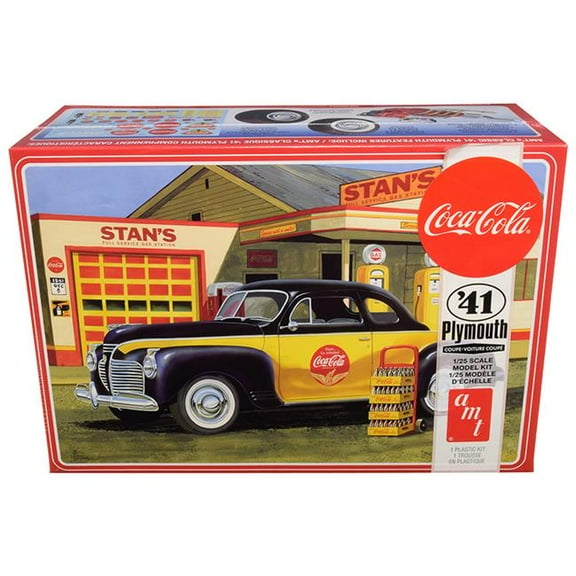 AMT  Skill 3 Model Kit 1-25 Scale Model 1941 Plymouth Coupe with 4 Bottle Crates Coca-Cola