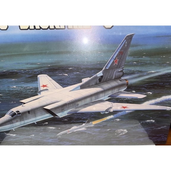 AMT - Tupolev TU-26 "Backfire"-C Model Kit #8832 - 1/72 Scale - BRAND NEW SEALED