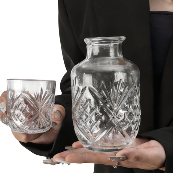 AOOOWER 2Pcs Stylish Large Capacity Glass Goblets With Comfortable Grip For Dinner Parties