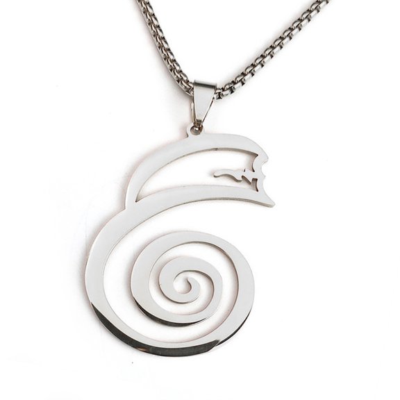 AOOOWER Metal Hollow Round Pendant Necklace Fashionable Necklace Fashion Accessory for Youthful Trendsetters in Fall and Winter