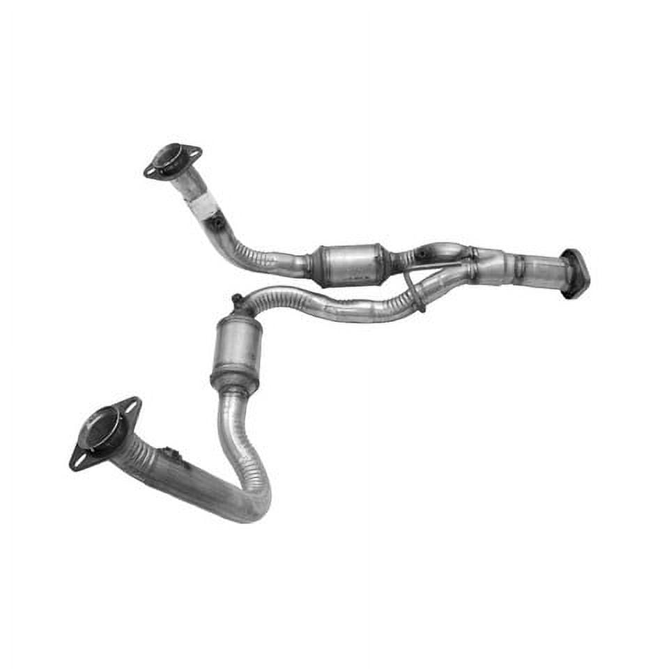 AP Exhaust Catalytic Converter-Direct Fit P/N:645268 Fits select: 2005-2010 JEEP GRAND CHEROKEE, 2006-2007 JEEP COMMANDER