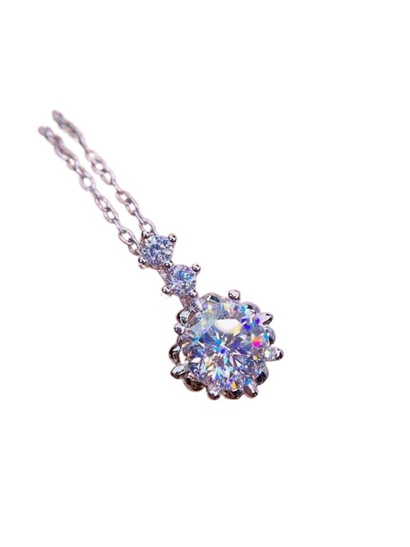 Eight Hearts and Eight Arrows White Gold Moissanite Pendant for Women With White Gift Box