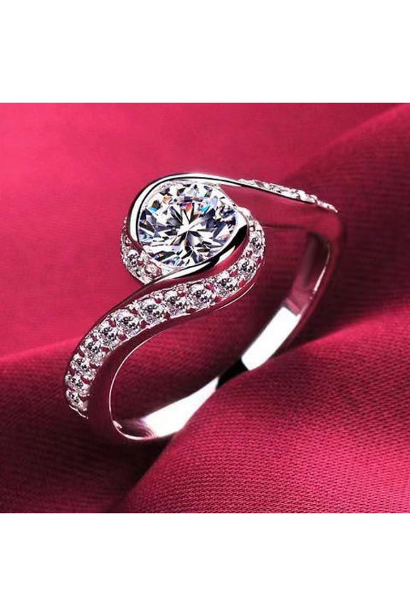 Twisted Arm Ring 1 Karat Eight Hearts and Eight Arrows Zircon Engagement Proposal Ring