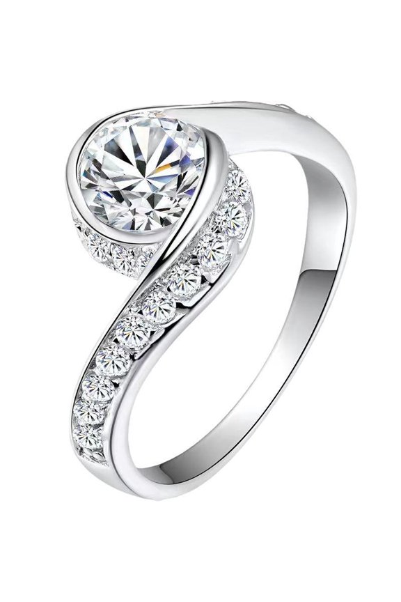 Twisted Arm Ring 1 Karat Eight Hearts and Eight Arrows Zircon Engagement Proposal Ring