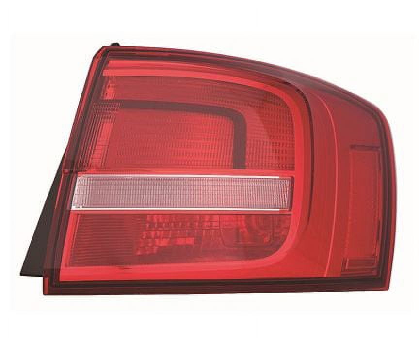 APR High Quality Aftermarket Tail Light Assembly for 20152015