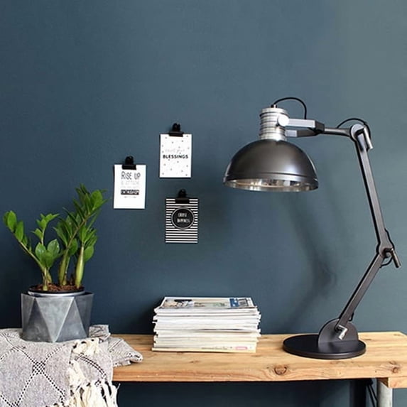 AQ Lighting Aluminum Table Lamp with Adjustable Single Light in Black