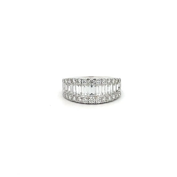 ARAIYA FINE JEWELRY 14K White Gold Baguette and Round-Shape Lab Grown Diamond Wedding Anniversary Ring (2 Cttw, D-F Color, VS1 Clarity) Size 5.5