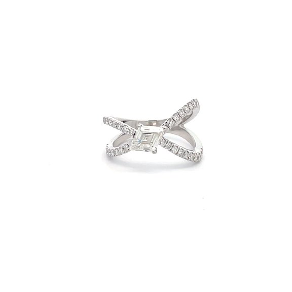 ARAIYA FINE JEWELRY Sterling Silver Lab-Grown Lozenge-shape and Round Diamond Criss Cross Band Ring (1 2/5 Cttw, D-F Color, VS1 Clarity) Size 6