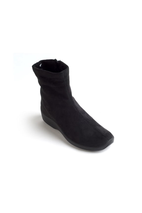 Adult Female L8 Ankle Boots, Color: Black Suede, Width: M, Size: 37