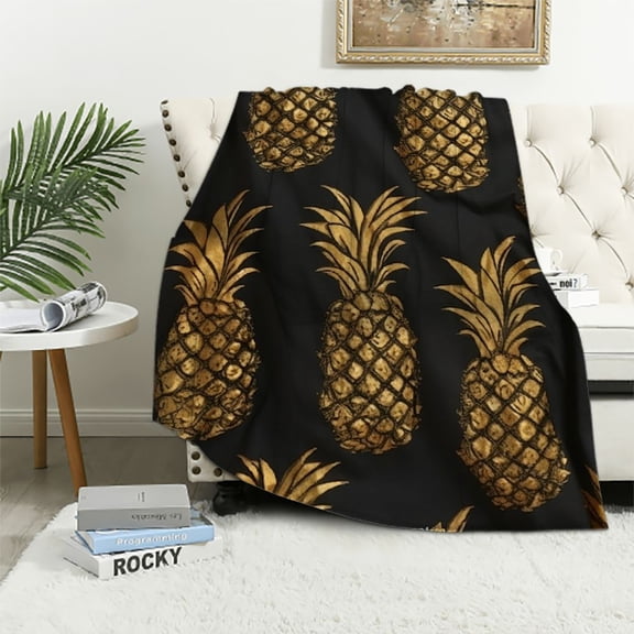 ARISTURING Plush Throw Blanket Tropical Gold Pineapple Pattern Black Soft Fuzzy Cozy Blanket Flannel Blankets All-Season for Sofa Couch Bed,