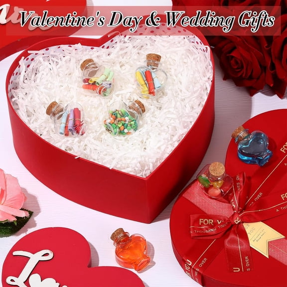 ASIASN-50 Pack 1oz Plastic Mini Potion Bottles with Corks, Small Sand Art Jar Tiny Clear Liquor Bottles Bulk Wishing Vial for Birthday Halloween Valentines Party Favor DIY Craft (1.3x1.5 Inch,Heart)