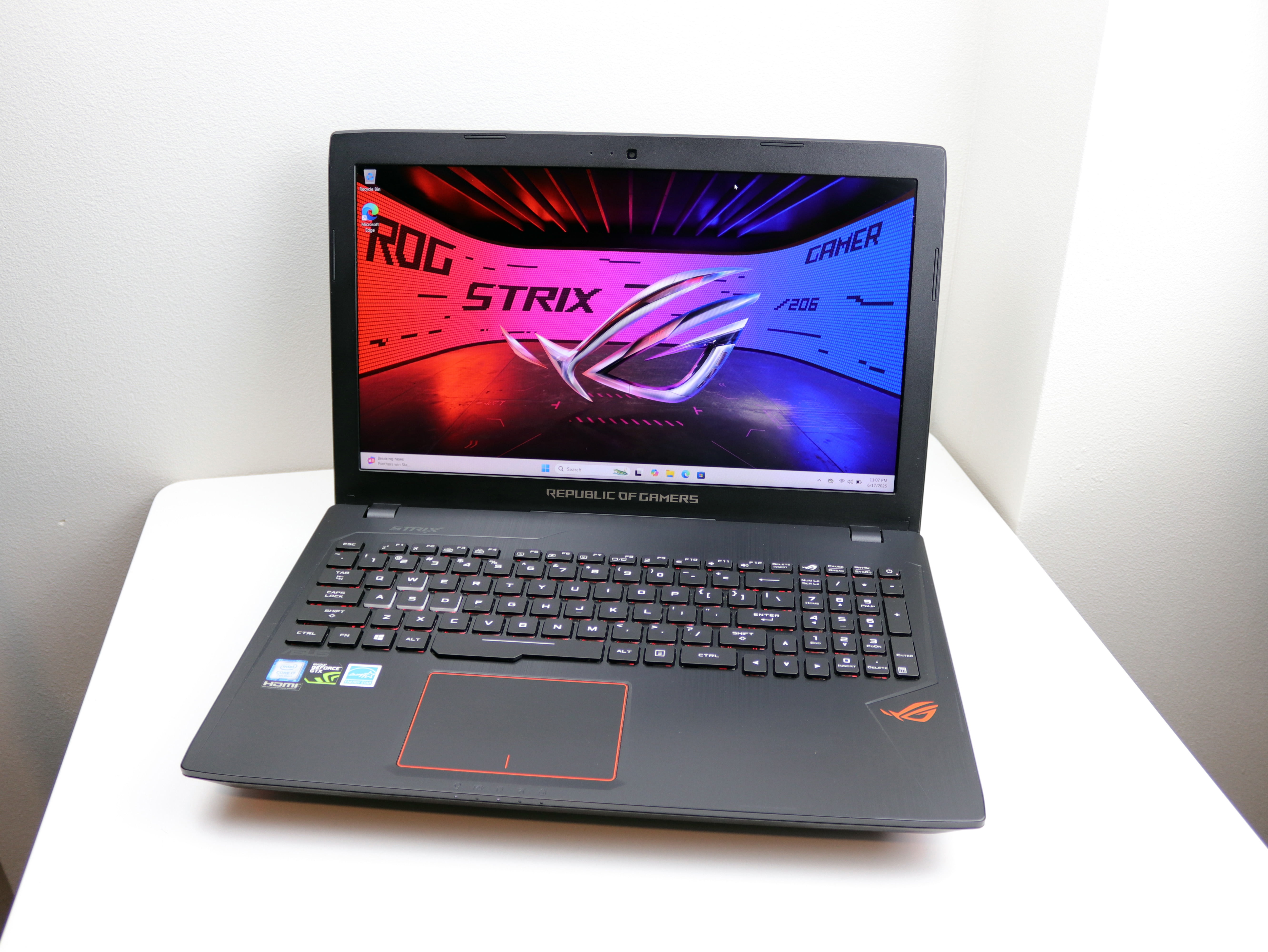 i7 7700 Mem16GB 新SSD512GB+1TB+GTX1060 6G MSI GE72VR Apache Pro-612 17.3