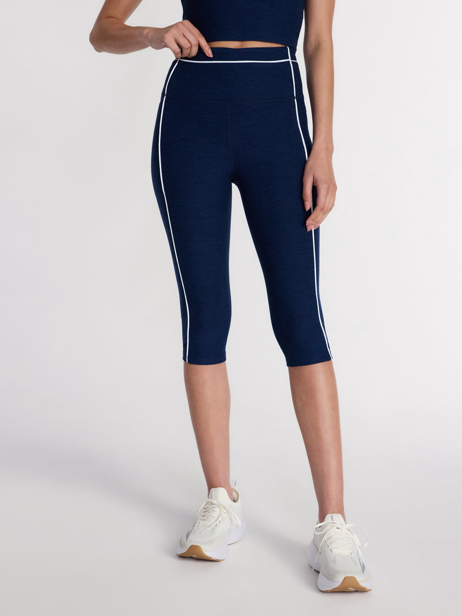 Athletic Works Women's and Women's Plus ButterCore Capris, Sizes XS-4X