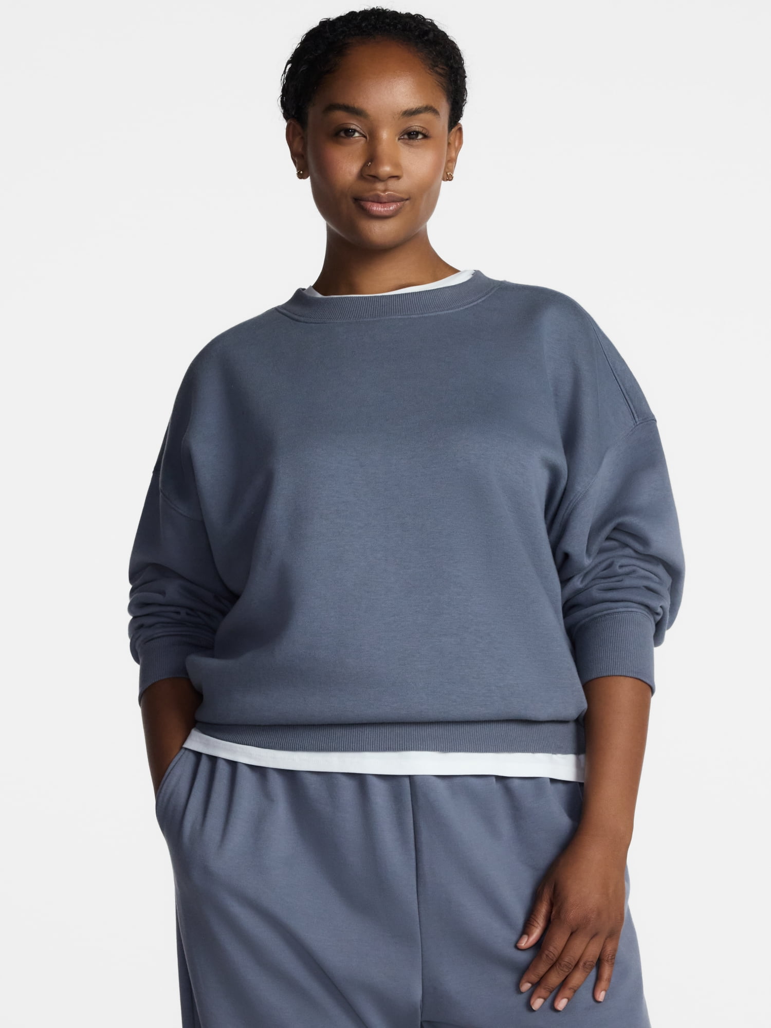Athletic Works Women's and Women's Plus Fleece Sweatshirt with Long Sleeves, Sizes XS-4X