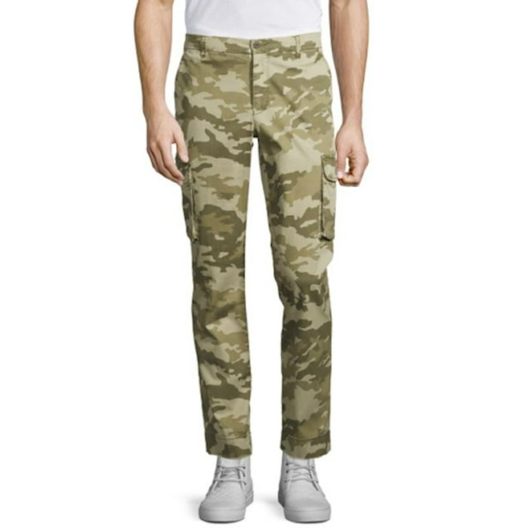 Bass Outdoor Men's Tapered-Fit Camo Force Cargo Pants - Green Bark Camo - Size 28