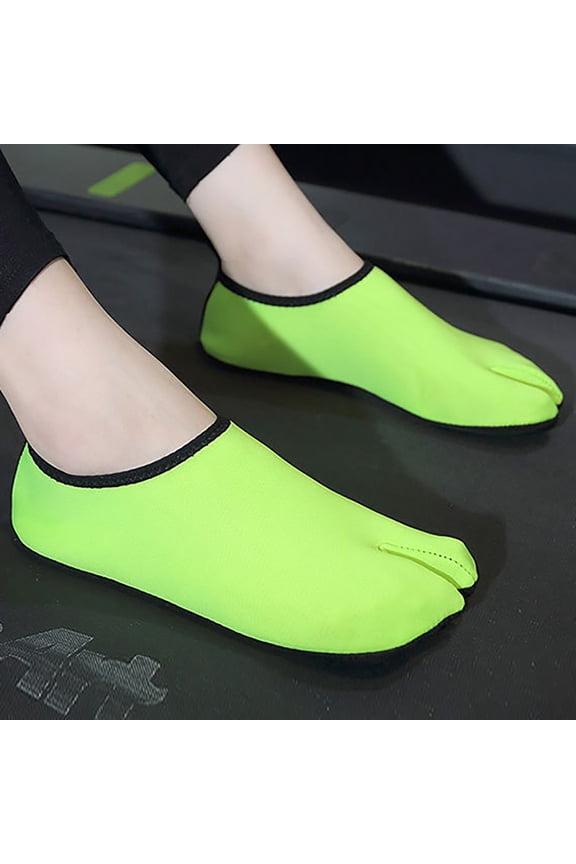 Water Shoes, Quick Dry Stretch Mesh Aqua Sneakers with Split Toe Design for Swimming, Diving and Beach Use (Green, 5)
