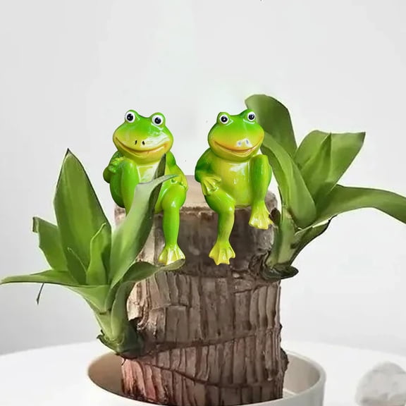 AUHomi 2PCS Frogs Statue Outdoor, 3 Inch Resin Garden Frogs Statue, Outdoor Cute Frog Sculpture, Unique Frog Lawn Art Ornament for Pathway Yard Lawn Patio Decorations, Outdoor Holiday Decorations