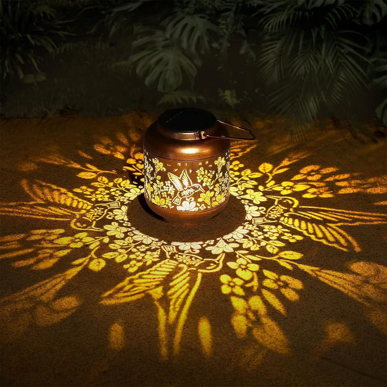 AUHomi Hummingbird Solar Lanterns, Outdoor Hanging Waterproof Hummingbird Garden Decor, Hanging Solar Lantern, Metal Solar Lights Decoration Outside for Yard, Patio, Backyard, Porch, Pathway Landscape