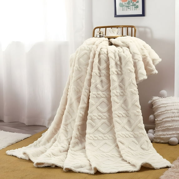 AUQ 2026 New Fleece Bed Blanket King Size Super Soft Fuzzy Plush Warm Cozy Fluffy Microfiber Couch Throw Velvet Double Reversible Luxurious Blankets, Beige