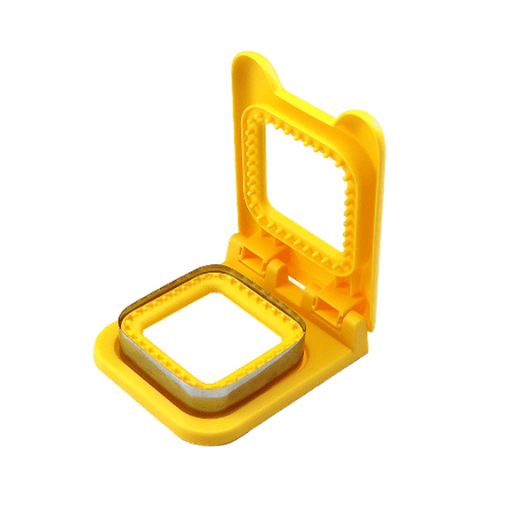 AUQ Uncrustable Sandwich Cutter,Convenient Sandwich Cutter for Kids Lunch,Easy-to-Use Uncrustable Maker for School Lunches
