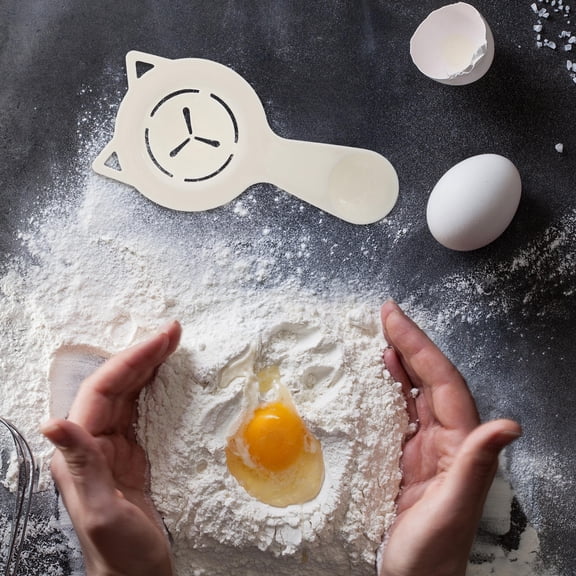 AURARMLET PP Egg Yolk Remover for Home Users and Baking Enthusiasts Cat Shaped 1Pcs